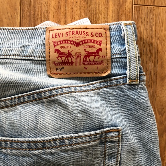 Levi’s 501 - light wash - Picture 5 of 5